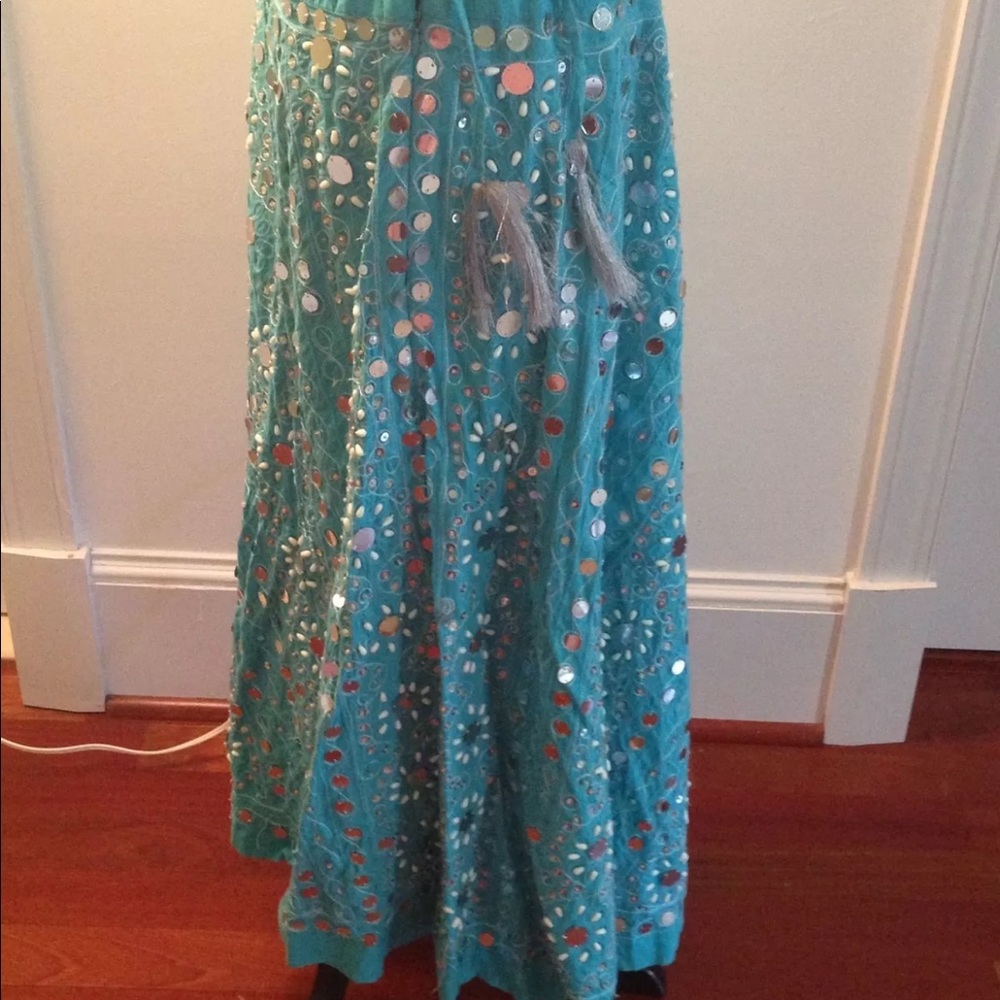 FULL LENGTH SKIRT BEADED MIRROR WORK TURQUOISE - SIZE SMALL - MADE IN INDIA